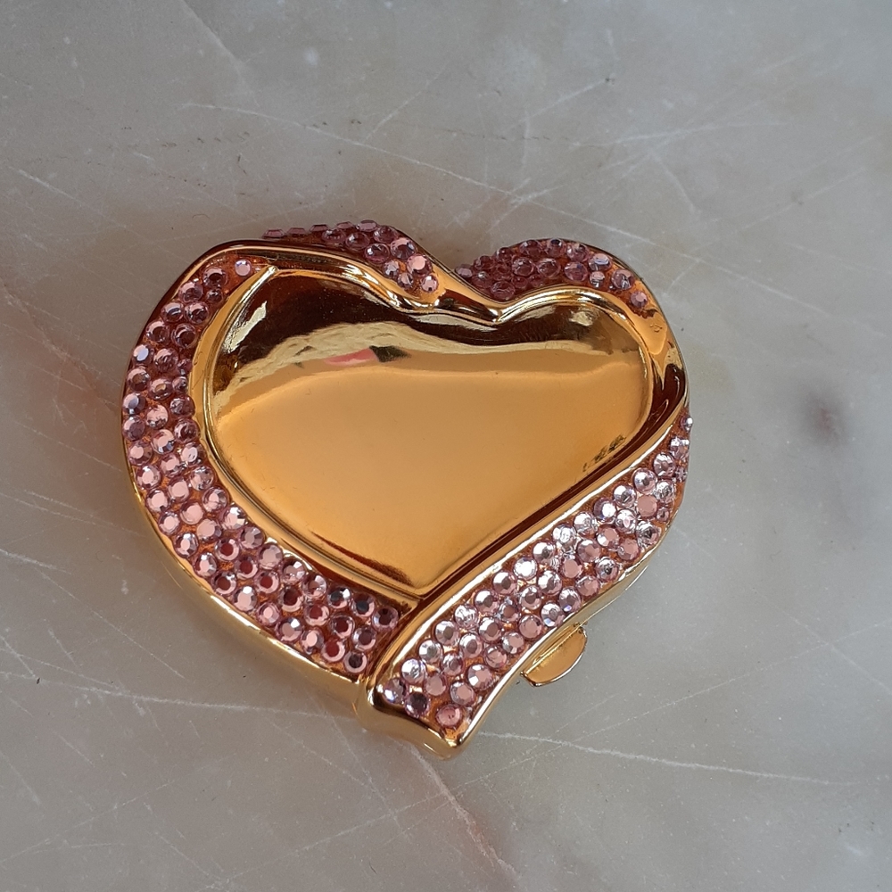 Estee Lauder Collectors Breast Cancer Pink Heart Gold Compact
